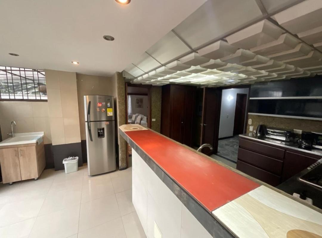 Apartamento Amplio Apto En Zona Exclusiva Bogotá