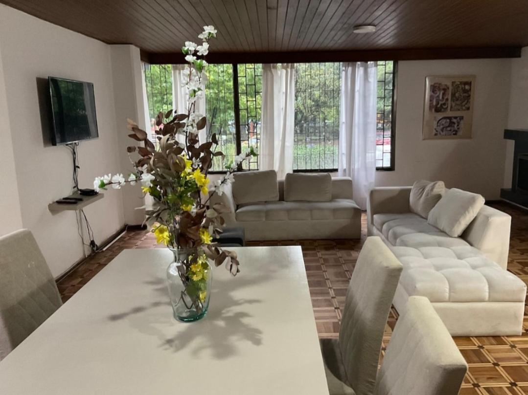 Apartamento Amplio Apto En Zona Exclusiva Bogotá